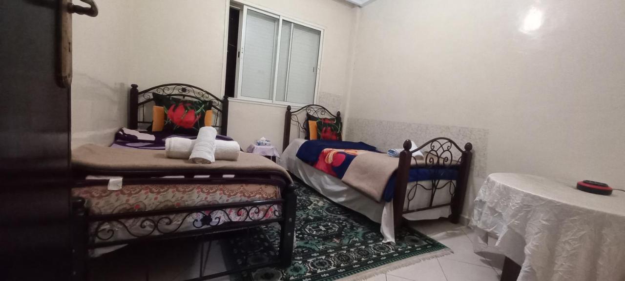 Chambre Prive Private Room Aeroport Mohamed 5 Deroua エクステリア 写真